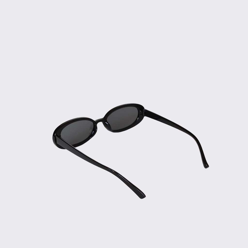 Retro Oval Glasses